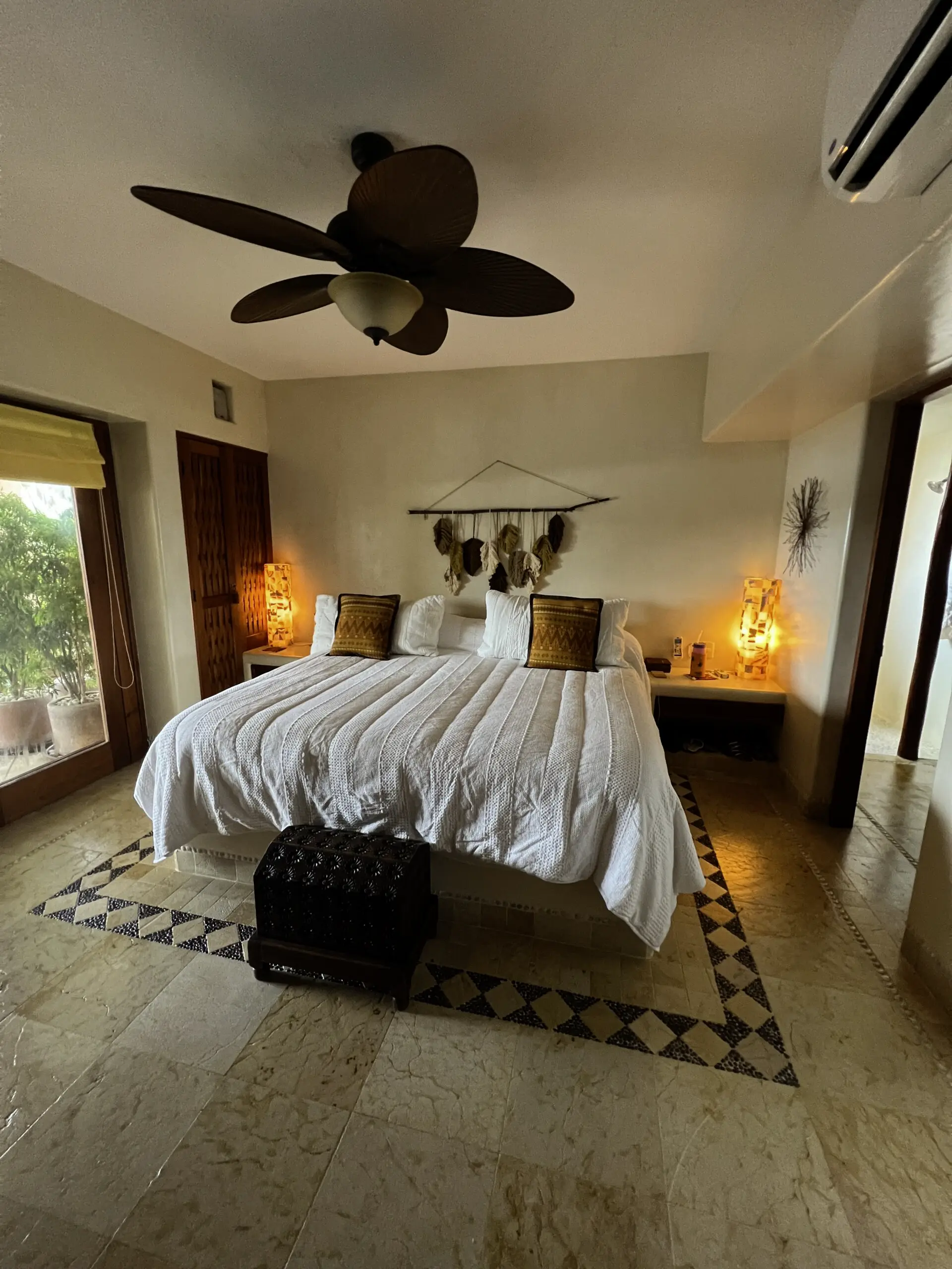 Bedroom - click to enlarge Interior